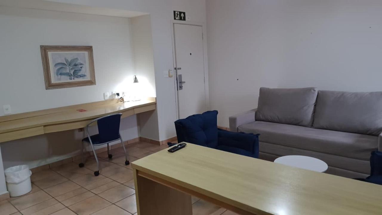 Flat Completo No Centro De Araxa - 901 Daire Dış mekan fotoğraf